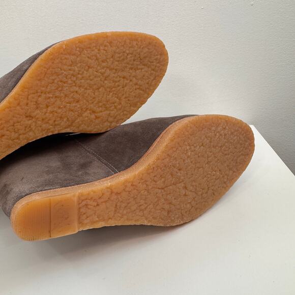 Stuart Weitzman Bootscout Ankle Boots US 9 Gray Taupe Suede Pull-On Wedge Boot - Picture 5 of 8